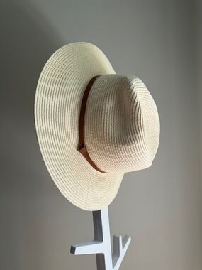 Wide Brim Straw Sun Hat with Brown Band